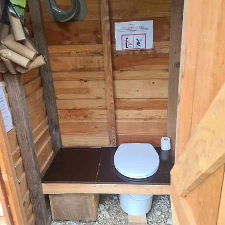 Tiny House Au Pied Du Vercors Campeggio Saint-André-en-Royans